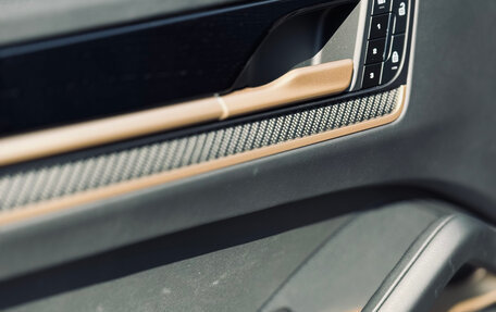 Porsche Cayenne III, 2025 год, 18 500 000 рублей, 25 фотография