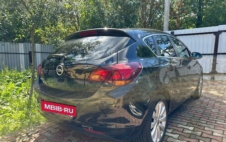 Opel Astra J, 2010 год, 420 000 рублей, 3 фотография