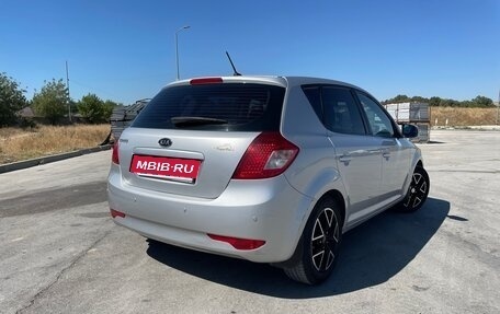 KIA cee'd I рестайлинг, 2009 год, 799 999 рублей, 16 фотография