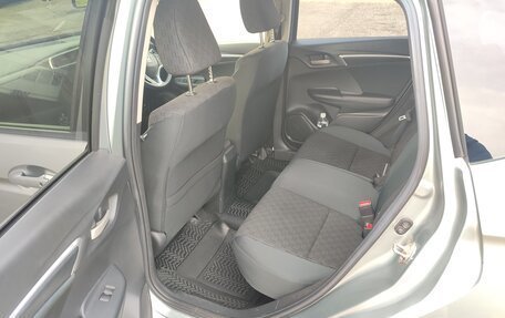 Honda Fit III, 2015 год, 1 200 000 рублей, 7 фотография