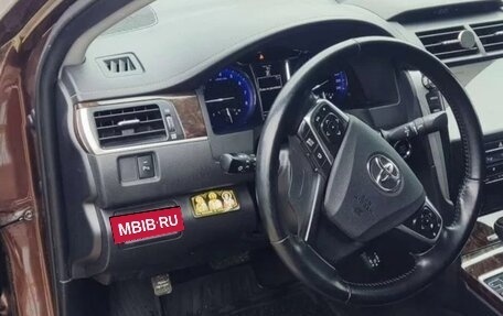 Toyota Camry, 2017 год, 2 390 000 рублей, 2 фотография
