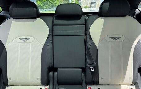 Bentley Bentayga I, 2025 год, 34 009 520 рублей, 15 фотография