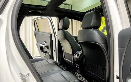 Mercedes-Benz GLA, 2022 год, 2 242 000 рублей, 17 фотография