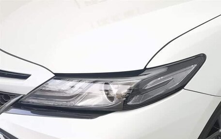 Toyota Camry, 2022 год, 2 270 000 рублей, 6 фотография