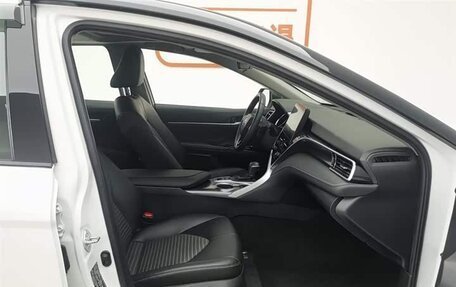 Toyota Camry, 2022 год, 2 270 000 рублей, 18 фотография