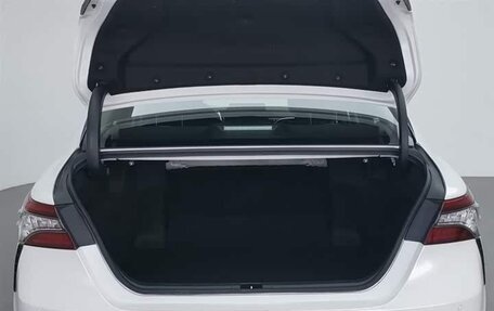 Toyota Camry, 2022 год, 2 270 000 рублей, 19 фотография