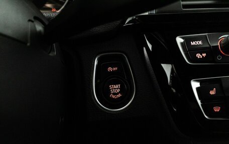 BMW 3 серия, 2016 год, 2 100 000 рублей, 21 фотография