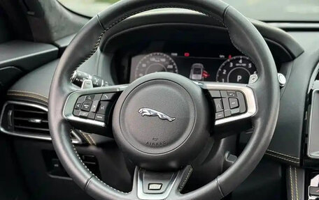 Jaguar F-Pace, 2020 год, 2 940 000 рублей, 10 фотография