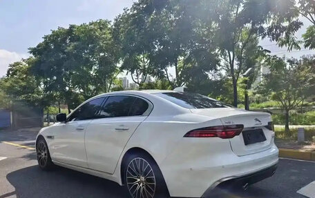 Jaguar XE I рестайлинг, 2021 год, 2 160 000 рублей, 4 фотография