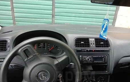 Volkswagen Polo VI (EU Market), 2014 год, 750 000 рублей, 1 фотография