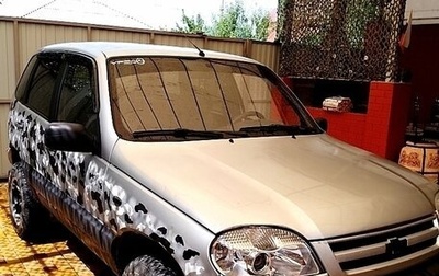 Chevrolet Niva I рестайлинг, 2003 год, 340 000 рублей, 1 фотография