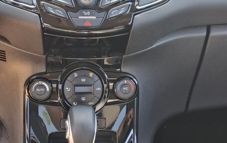 Ford Fiesta, 2015 год, 1 050 000 рублей, 11 фотография