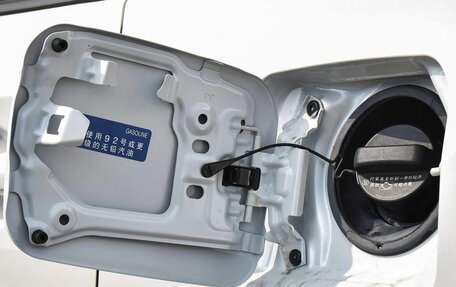 Toyota RAV4, 2025 год, 3 436 652 рублей, 16 фотография