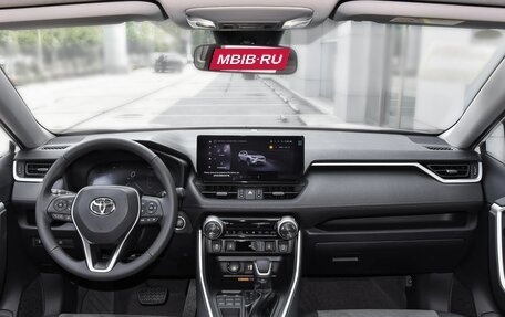 Toyota RAV4, 2025 год, 3 436 652 рублей, 24 фотография