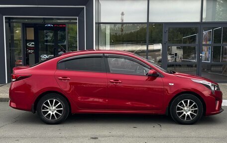 KIA Rio IV, 2021 год, 1 830 000 рублей, 5 фотография