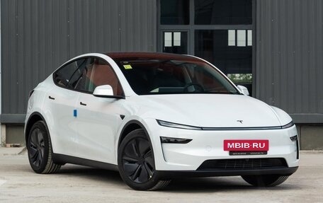 Tesla Model Y I, 2025 год, 5 415 119 рублей, 2 фотография