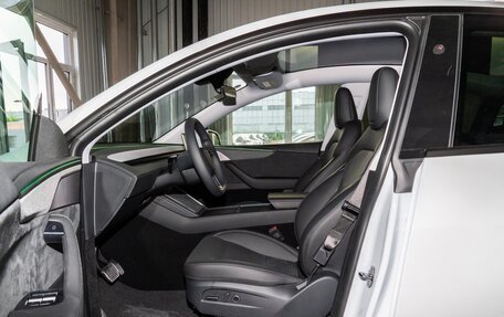 Tesla Model Y I, 2025 год, 5 415 119 рублей, 20 фотография
