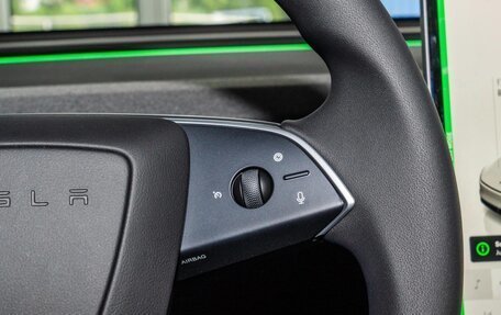 Tesla Model Y I, 2025 год, 5 415 119 рублей, 28 фотография