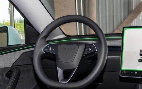 Tesla Model Y I, 2025 год, 5 415 119 рублей, 24 фотография