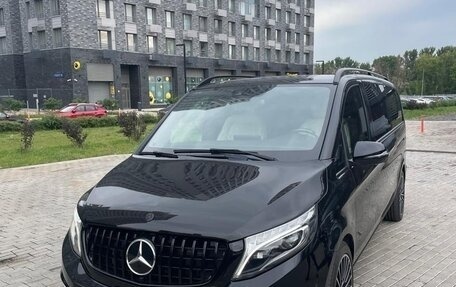 Mercedes-Benz V-Класс, 2020 год, 12 500 000 рублей, 2 фотография