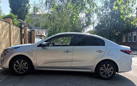 KIA Rio IV, 2021 год, 1 800 000 рублей, 7 фотография