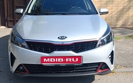 KIA Rio IV, 2021 год, 1 800 000 рублей, 9 фотография