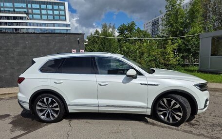 Volkswagen Touareg III, 2021 год, 7 800 000 рублей, 5 фотография