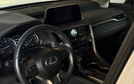 Lexus RX IV рестайлинг, 2022 год, 6 800 000 рублей, 11 фотография