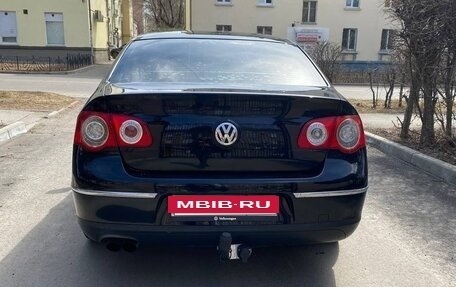 Volkswagen Passat B6, 2005 год, 800 000 рублей, 5 фотография