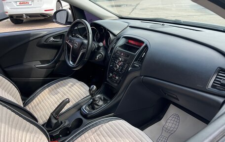 Opel Astra J, 2011 год, 659 000 рублей, 9 фотография