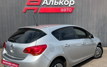 Opel Astra J, 2011 год, 659 000 рублей, 4 фотография