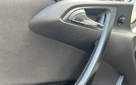 Opel Astra J, 2011 год, 659 000 рублей, 15 фотография
