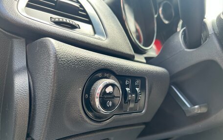 Opel Astra J, 2011 год, 659 000 рублей, 17 фотография