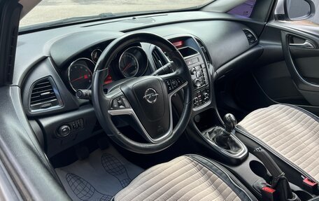 Opel Astra J, 2011 год, 659 000 рублей, 16 фотография