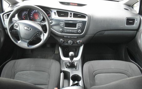 KIA cee'd III, 2012 год, 800 000 рублей, 12 фотография