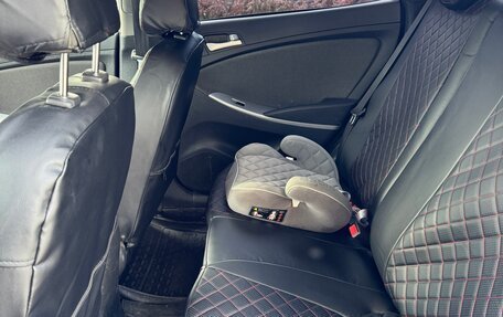 Hyundai Solaris II рестайлинг, 2011 год, 550 000 рублей, 6 фотография