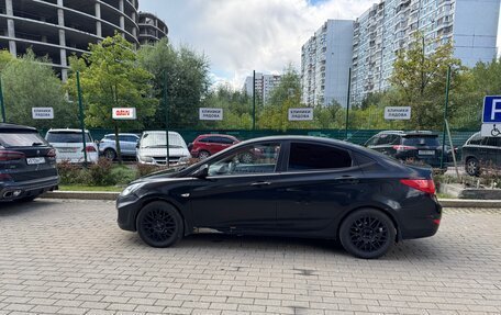 Hyundai Solaris II рестайлинг, 2011 год, 550 000 рублей, 11 фотография