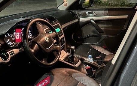 Skoda Octavia, 2010 год, 890 000 рублей, 10 фотография