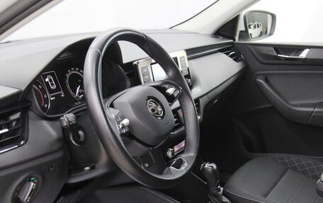 Skoda Rapid II, 2022 год, 1 695 000 рублей, 19 фотография