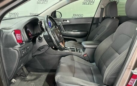 KIA Sportage IV рестайлинг, 2018 год, 1 800 000 рублей, 10 фотография