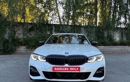BMW 3 серия, 2021 год, 4 900 000 рублей, 2 фотография