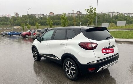 Renault Kaptur I рестайлинг, 2017 год, 1 725 000 рублей, 2 фотография