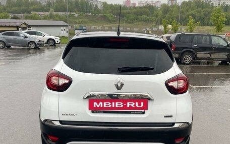 Renault Kaptur I рестайлинг, 2017 год, 1 725 000 рублей, 4 фотография