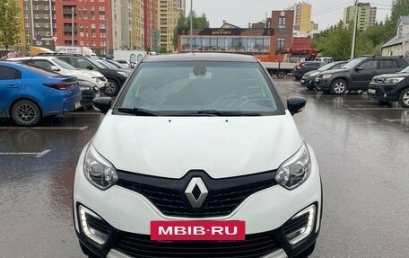 Renault Kaptur I рестайлинг, 2017 год, 1 725 000 рублей, 5 фотография