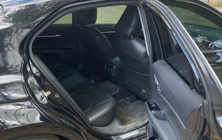 Toyota Camry, 2018 год, 2 900 000 рублей, 4 фотография