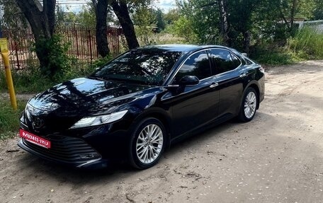 Toyota Camry, 2018 год, 2 900 000 рублей, 8 фотография
