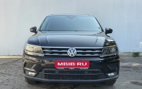 Volkswagen Tiguan II, 2019 год, 2 550 000 рублей, 2 фотография