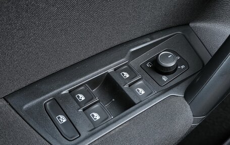 Volkswagen Tiguan II, 2019 год, 2 550 000 рублей, 15 фотография