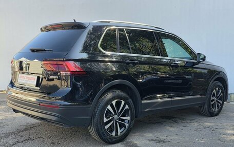 Volkswagen Tiguan II, 2019 год, 2 550 000 рублей, 5 фотография