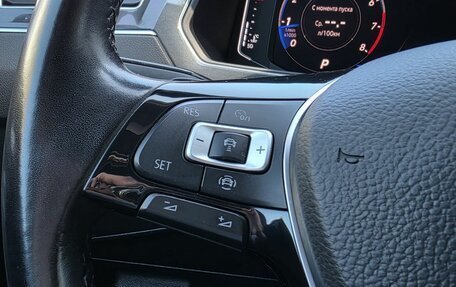 Volkswagen Tiguan II, 2019 год, 2 550 000 рублей, 17 фотография
